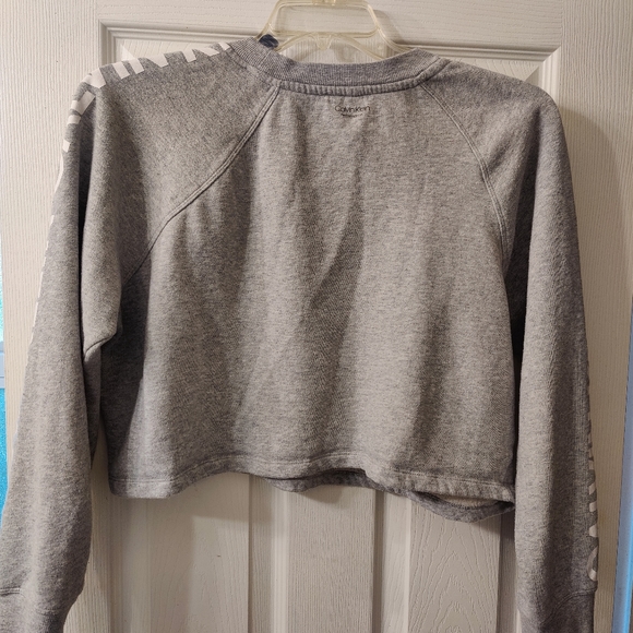 Calvin Klein Collection Crop Sweater Size L Pre Owned - Picture 4 of 4